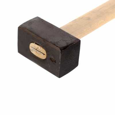 Кувалда, 4000 г, кованая головка, деревянная рукоятка "Павлово" Россия Кувалды с деревянной рукояткой фото, изображение